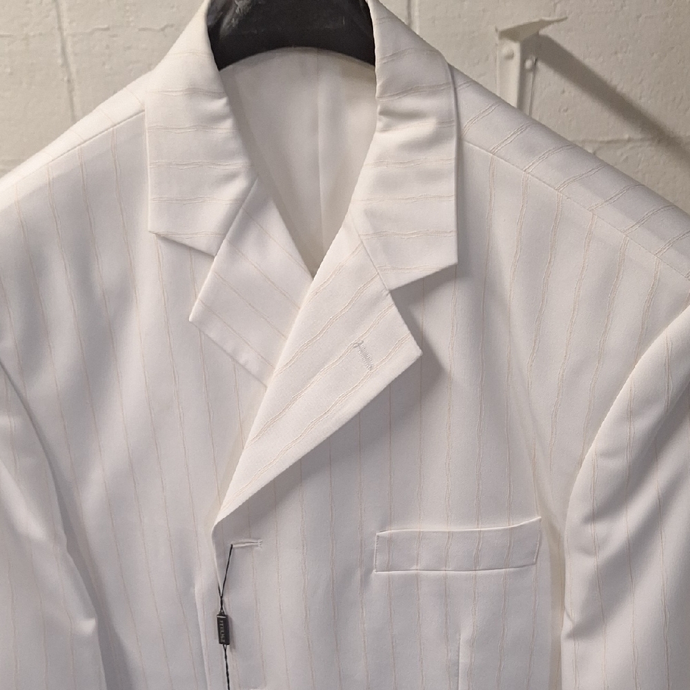 Elegant White Pinstripe Men's Blazer